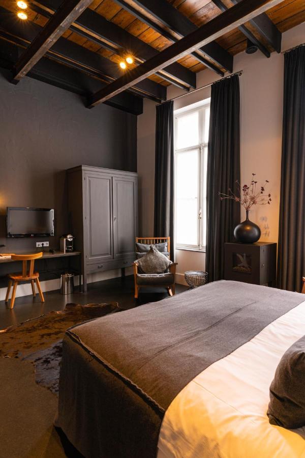 Het Arresthuis Roermond Exteriör bild A bedroom