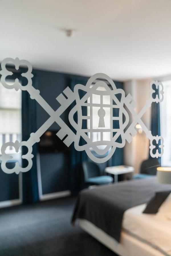 Het Arresthuis Roermond Exteriör bild Logo of the hotel