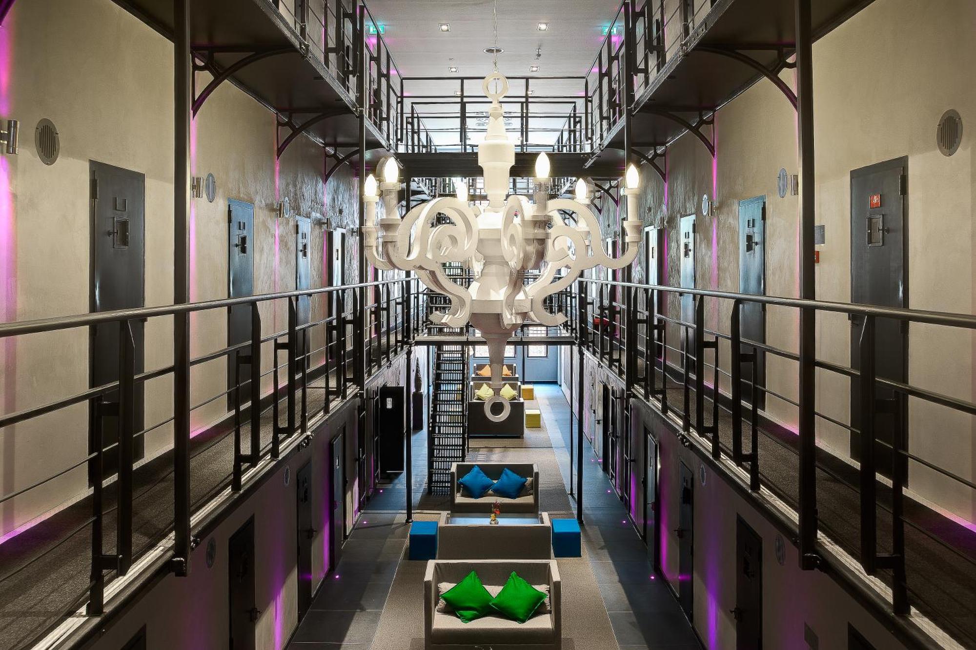Het Arresthuis Roermond Exteriör bild The interior of the hotel