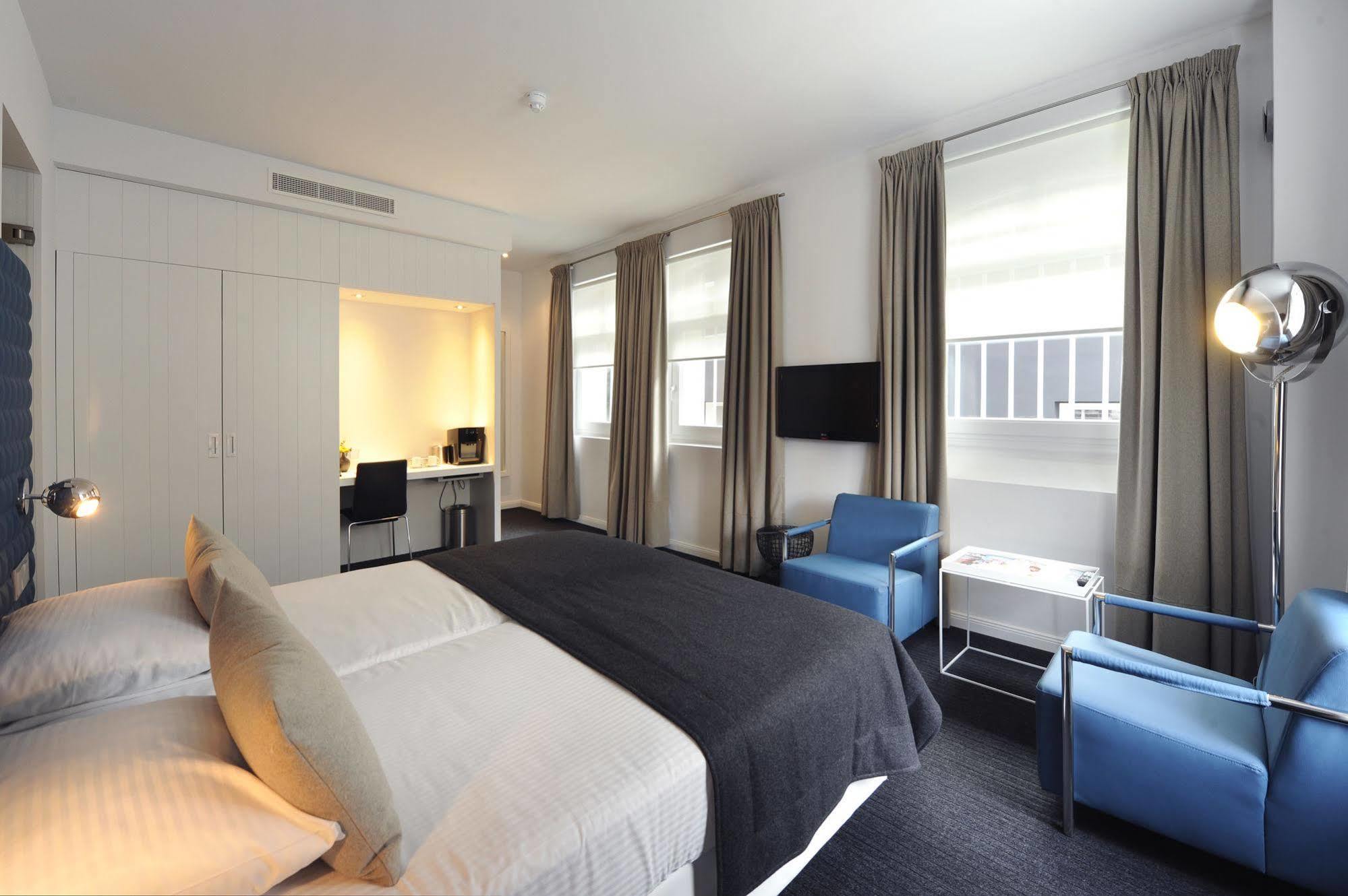 Het Arresthuis Roermond Exteriör bild A room at the Hotel Axelmannstein