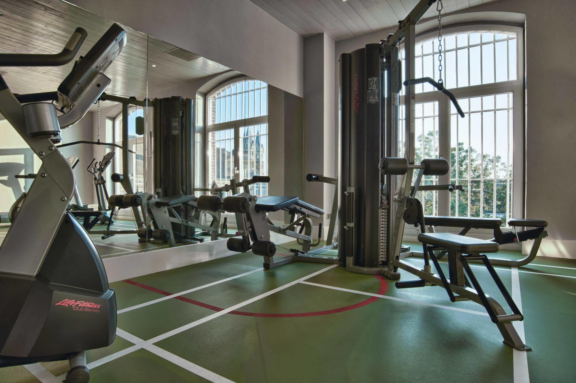 Het Arresthuis Roermond Exteriör bild The gym at the hotel